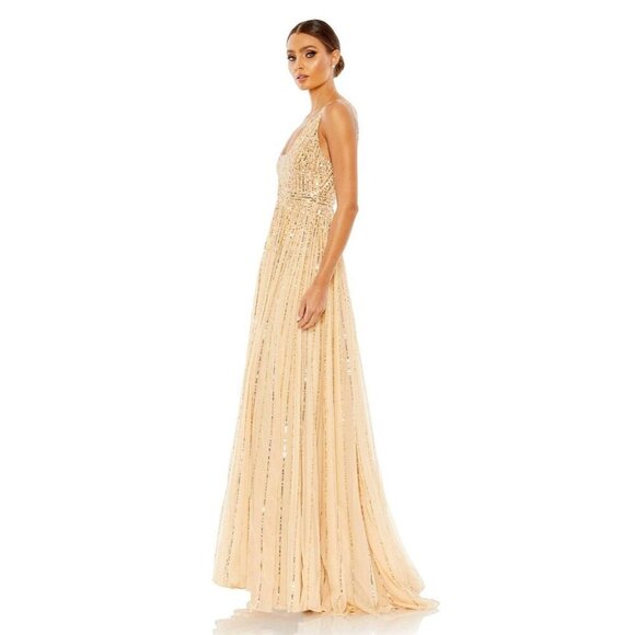Mac Duggal Size 22 Gold 10700 Deep V-Neck Sequin Gown Maxi Prom Formal dress New - Picture 3 of 14